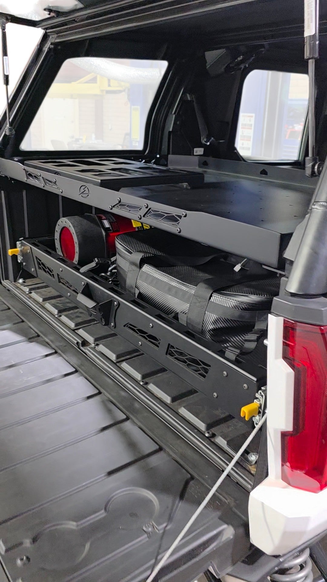 2024+ Polaris Xpedition HDX Bed Rail Mounted Tray
