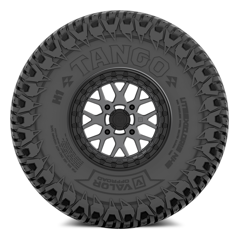 Tango on 15x7 V07 SG UTV Wheel and Tire Kit - Valor Offroad