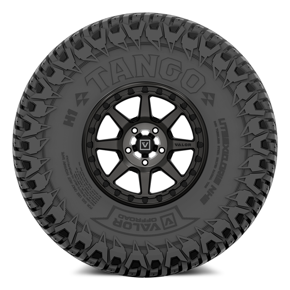 Tango on 15x7 V13 DT UTV Wheel and Tire Kit - Valor Offroad
