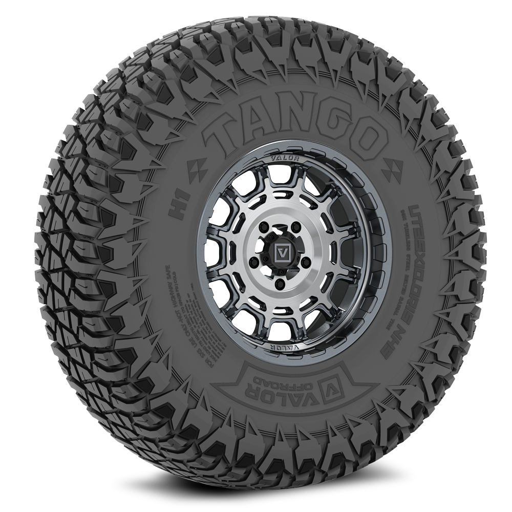 Tango on 15x8 V17 BG UTV Wheel and Tire Kit - Valor Offroad